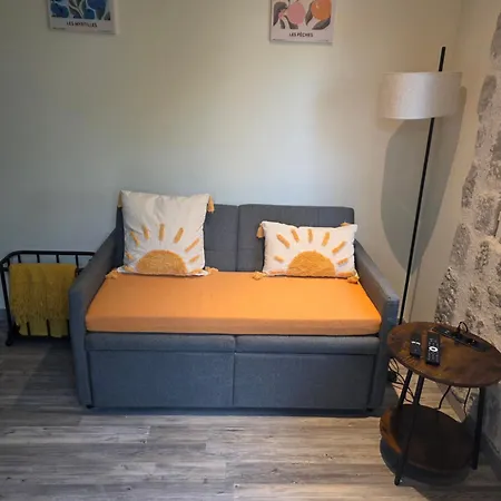 The French Hideaway - One Bedroom - Twin Or King Bed - Pool & Free Parking Casa vacanze